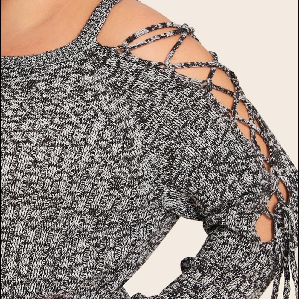 Plus black white lace up sleeve marled sweater - Picture 4 of 5